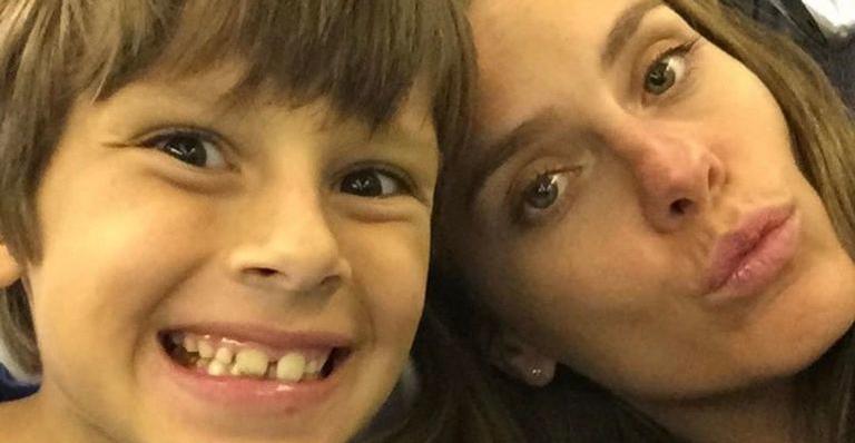 Carolina Dieckmann compartilha cliques raros do filho caçula e encanta