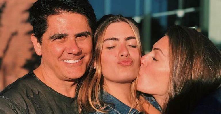 César Filho encanta ao relembrar infância da filha