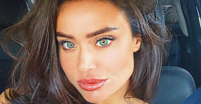 Ex-coelhinha da Playboy morre durante procedimento detox caseiro