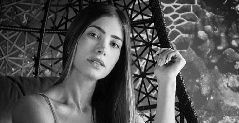 Romana Novais arrasa no look no chá revelação: ”Combinou muito com a ocasião”
