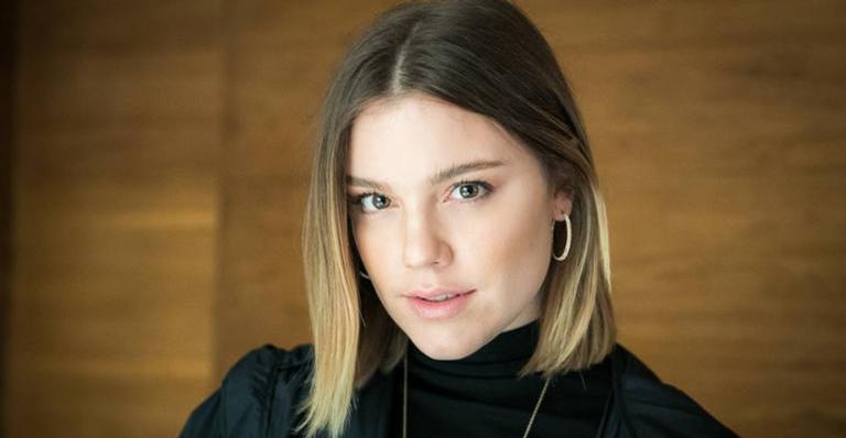 Alice Wegmann deixa elenco de nova série da TV Globo