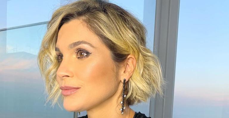 Sexy! Flávia Alessandra eleva temperatura ao compartilhar clique com look sensual