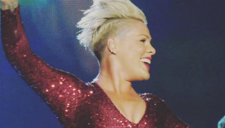 Cantora Pink fatura mais de R$1 bilhão em nova turnê