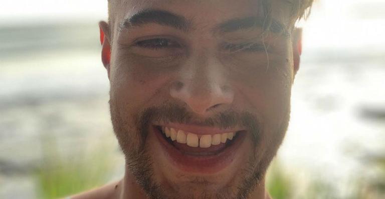 Mãe de Rafael Vitti faz homenagem para o ator sobre paternidade: ”Sinônimo de disposição”