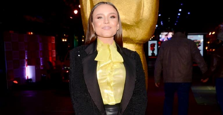 Larissa Manoela marca presença em Festival de Cinema de Gramado e é ovacionada por fãs