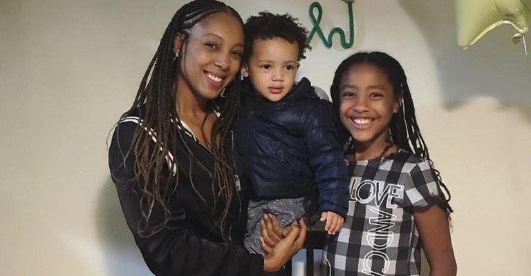 Negra Li relembra momento difícil e revela ter se tornado medrosa após virar mãe