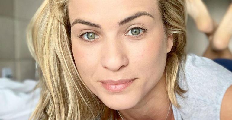 Luiza Valderato posta foto com caçula e confunde fãs: ”Quem é quem aí?”