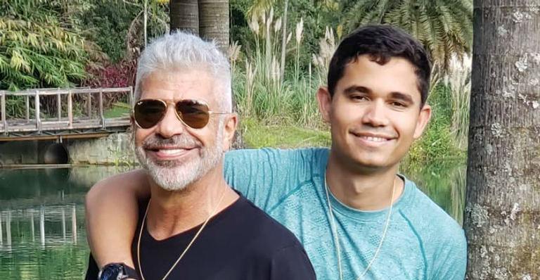 Clebson Teixeira, marido de Lulu Santos, rebate comentários preconceituosos