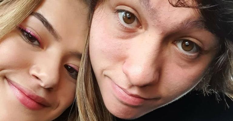 Maisa faz homenagem e comemora aniversário do namorado