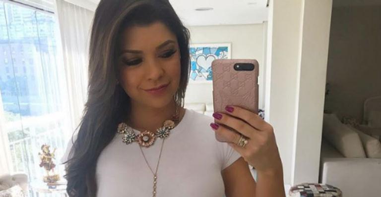 Amanda Françozo explode o fofurômetro com foto da filha recém-nascida