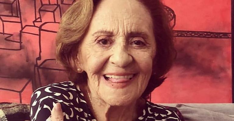 Aos 91 anos, Laura Cardoso afirma: ”Nunca que quero me aposentar e fazer tricô”