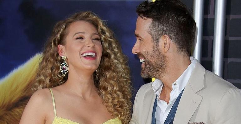 Ryan Reynolds faz homenagem inusitada para sua mulher com fotos sinceras