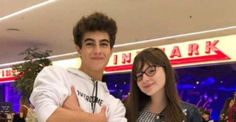 Sophia Valverde curte final de semana romântico com namorado com direito a surpresa de aniversário