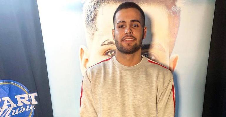 Jerry Smith desabafa sobre sua primeira vez: ”Não queria subir no começo”