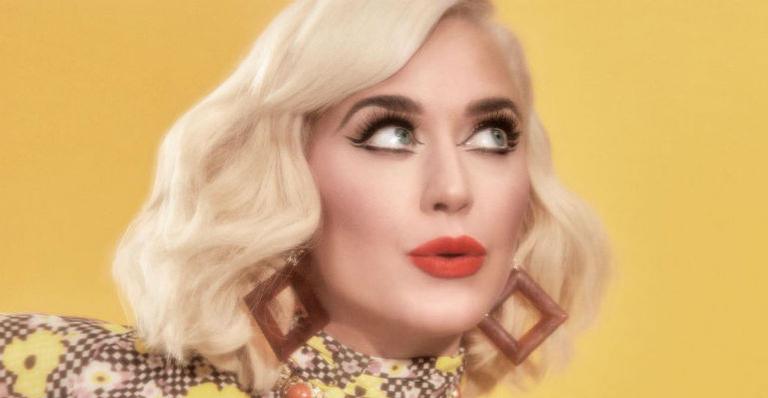 Katy Perry mostra bastidores do clipe ”Small Talk” e fãs vão à loucura