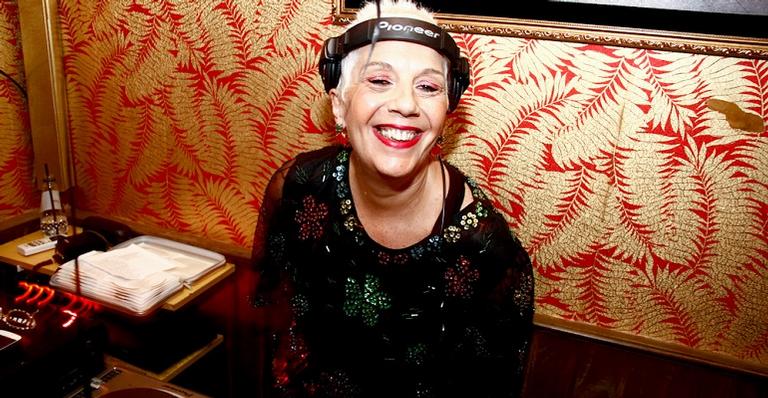 Primeira DJ mulher do Brasil, Sonia Abreu, morre aos 68 anos