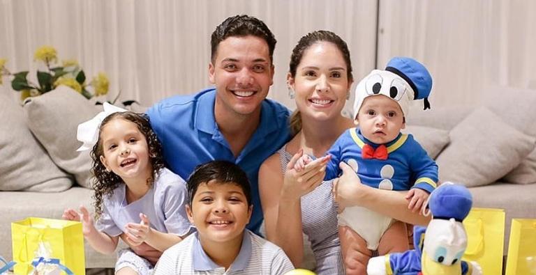 Wesley Safadão faz ronda pela casa e mostra rotina fofa dos filhos