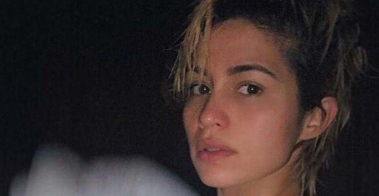 Nanda Costa posta foto com novo visual para papel em próxima novela