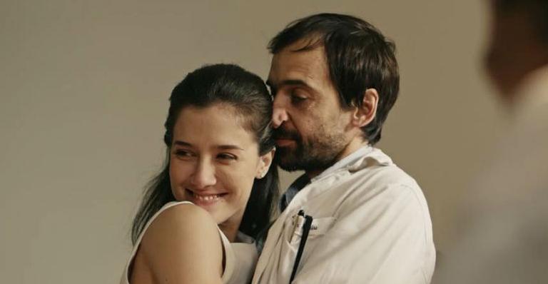 Série da Globo ”Sob Pressão” ganha mais duas temporadas com elenco fixo
