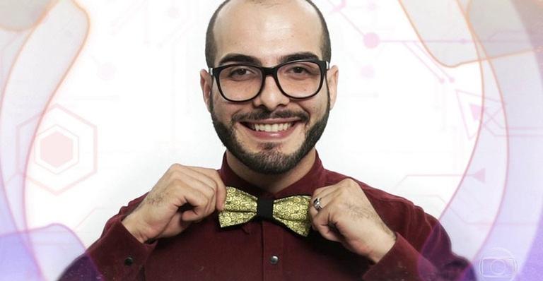 Ex-BBB Mahmoud é atacado na web e solta o verbo: ”Não vou parar”