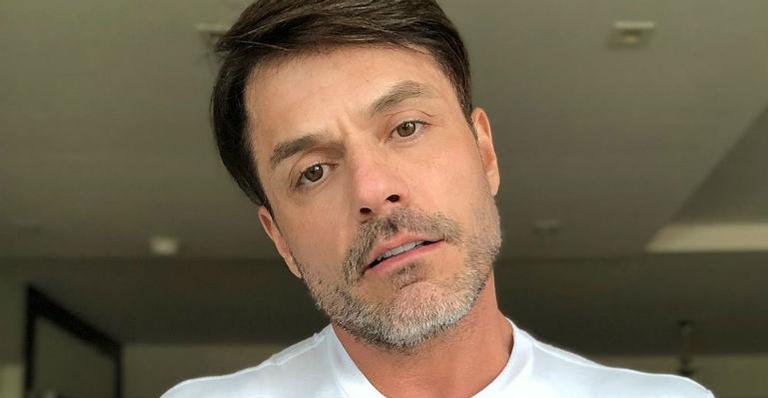 Irmão gato de Rodrigo Faro aparece completamente nu e arranca suspiros dos internautas
