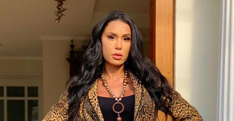 Gracyanne Barbosa se diverte com seu cachorro e derrete o coração dos seus seguidores