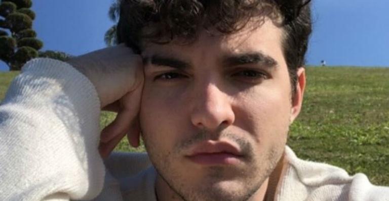 Jão é comparado à Elvis Presley em nova postagem nas redes sociais