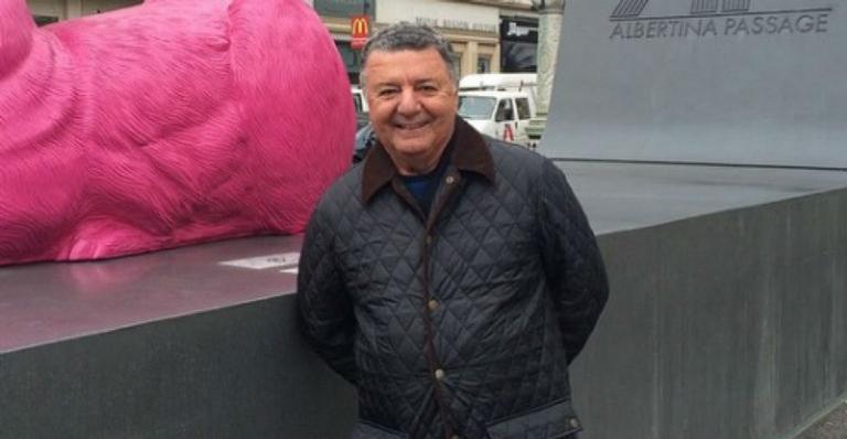Arnaldo Cezar Coelho revela luta contra câncer e garante melhora: ”Zero bala”