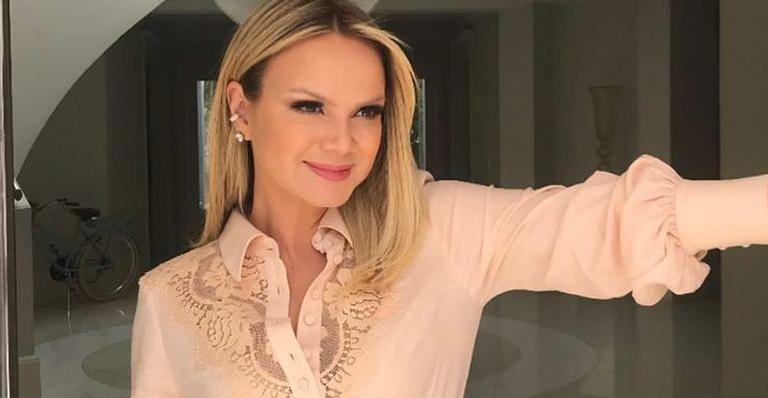 Ex-marido de Eliana divide foto rara ao lado da loira e do filho: ” Amor prevalece”