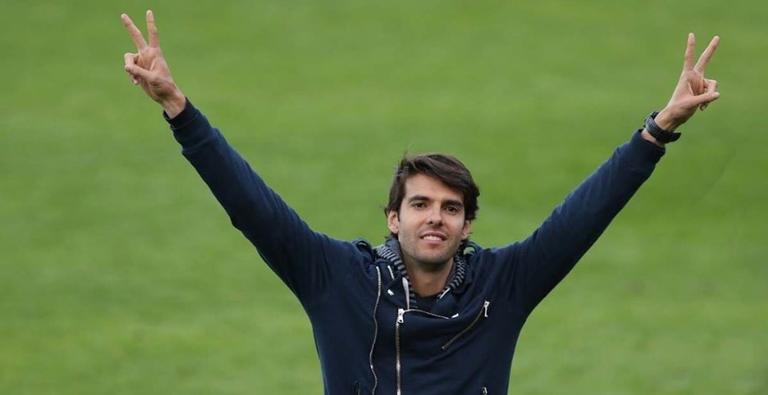 Kaká parabeniza Alexandre Pato e relembra parceria: ”Irmão”