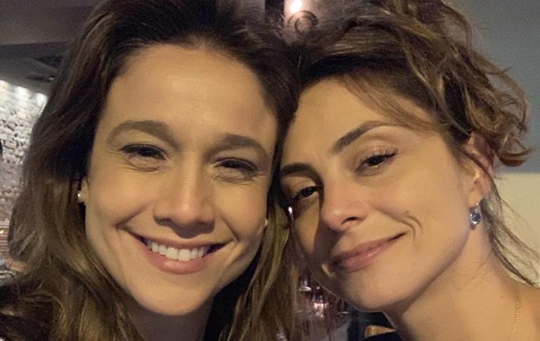 Fernanda Gentil encanta seguidores com homenagem emocionante para esposa: ”Amor que multiplica”
