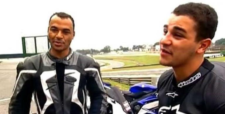 Famosos comparecem ao velório de Danilo Feliciano, filho de Cafu