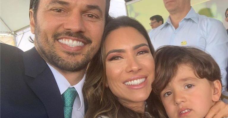 Filho mais velho de Patricia Abravanel conhece o trabalho do pai e fica encantado