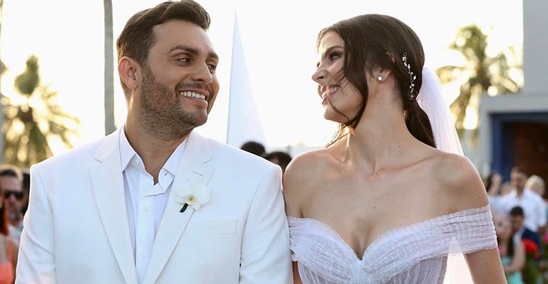 Mano Walter e miss Santa Catarina se casam em cerimônia recheada de famosos