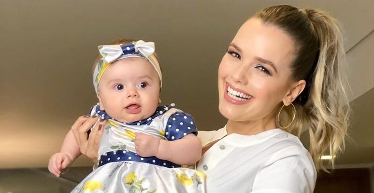 Thaeme compartilha momentos íntimos com a filha de 4 meses, Liz