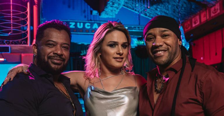 Glamour Garcia estrela vídeo de ‘Mamacita’, da dupla sertaneja Angelo e Angel