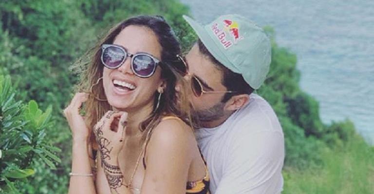 Pedro Scooby se declara para Anitta e cantora deixa de seguir o ex na web