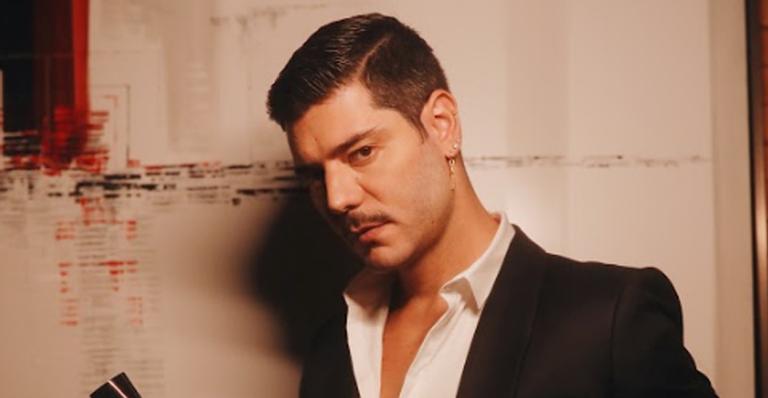 Influenciador de moda masculina, Kadu Dantas fala obre sua trajetória profissional e inspirações