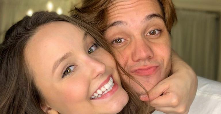 Em aniversário, Larissa Manoela se declara para o namorado: ”Meu aliado, meu amigo, meu abrigo”’