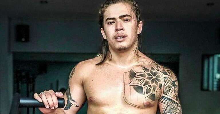 Whindersson Nunes compra briga de Rafa Vitti e detona fã que chamou Tatá Werneck de feia