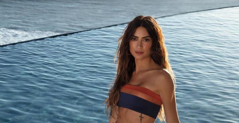 Thaila Ayala compartilha clique sensual mergulhando em rio: ”Filha da natureza”