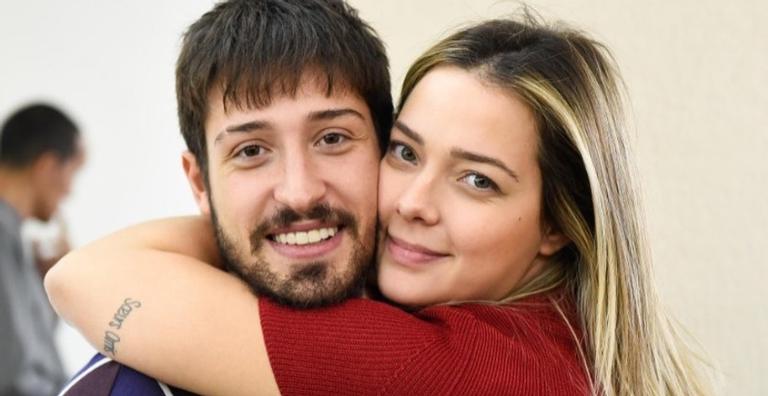 Marido de Carol Dantas, Vinicius Martinez, faz homenagem emocionante para o filho recém-nascido