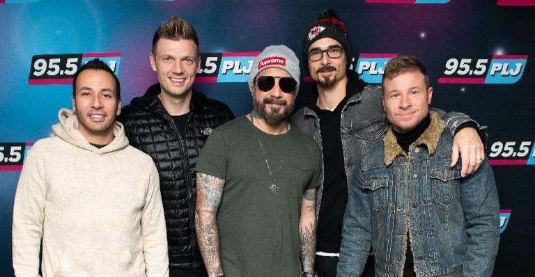 Integrante do Backstreet Boys diz que irmão quer matar sua esposa grávida e pede ordem de restrição