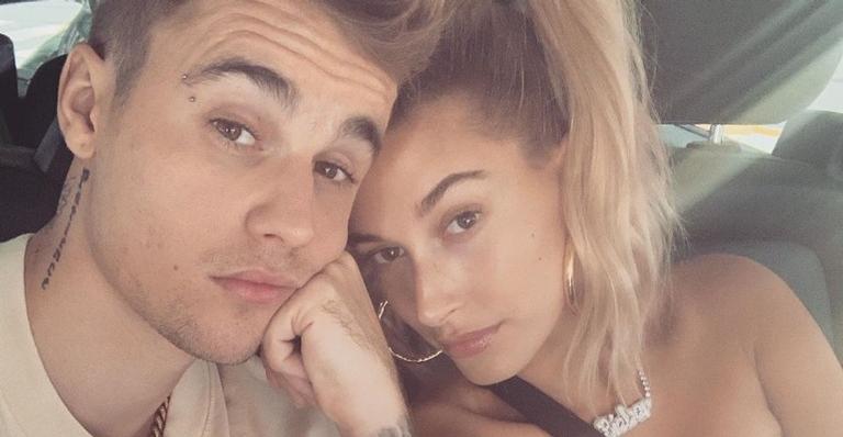 Justin Bieber faz pedido carinhoso à paparazzi para proteger Hailey Bieber ao sair do carro