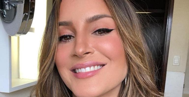 Claudia Leitte mostra mansão em selfie encantadora com a filha Bela