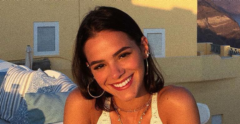 Bruna Marquezine investe em acessório grifado avaliado em R$ 3,5 mil