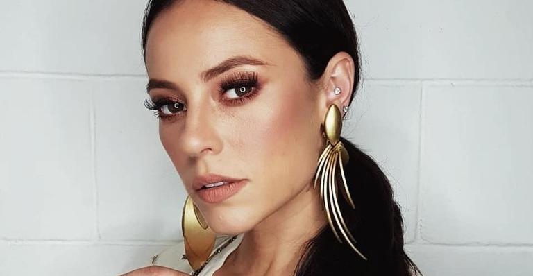 Diferente de Vivi Guedes, Paolla Oliveira é vista com look simples em shopping