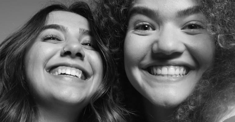 Duo Anavitória faz texto emocionante em comemoração ao Grammy Latino: ”Aprendemos tanto”