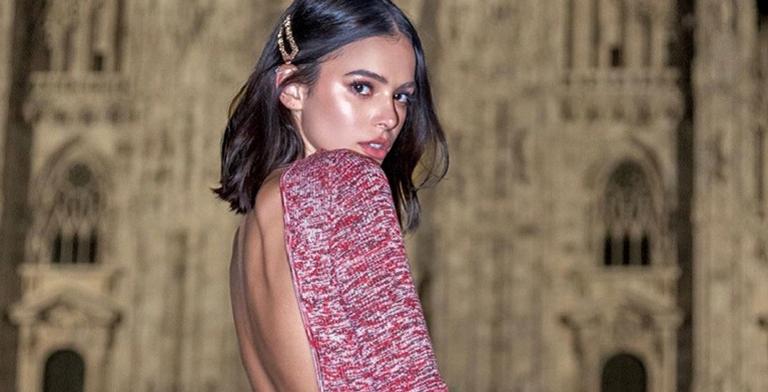 Em Paris, Bruna Marquezine surpreende ao surgir com cabelo longo