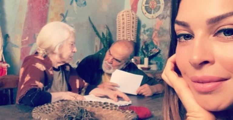 Grazi Massafera surge com Fernanda Montenegro e Lima Duarte e choca fãs: ”Coração bate mais forte”